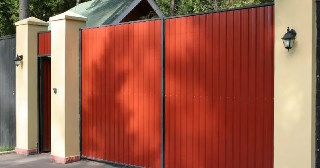 Купить ворота из профнастила Киров, цена от 4051 руб.